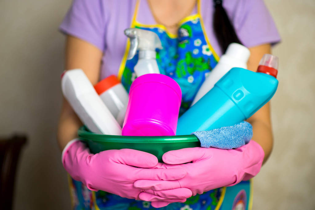 Exposure to home cleaning products can cause kids to gain weight •