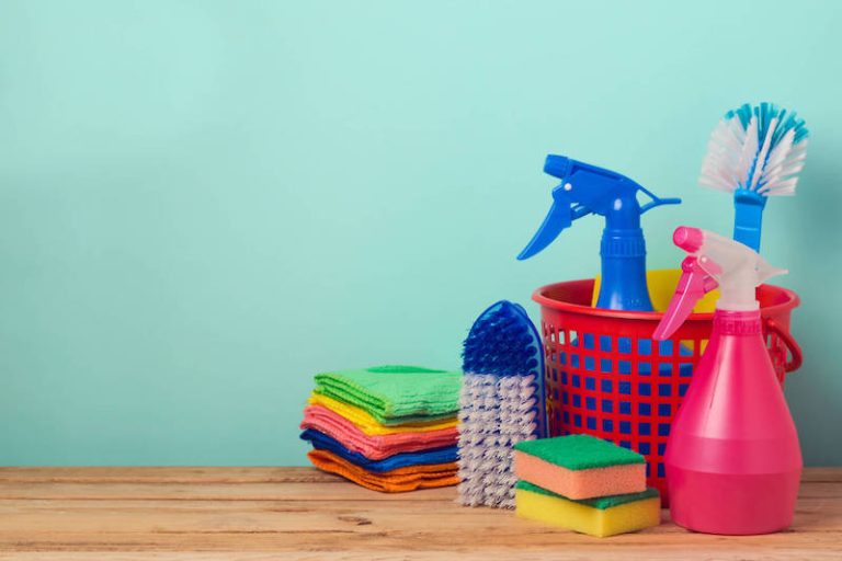 Mold in Trash Cans Is An Unseen Kitchen Nemesis